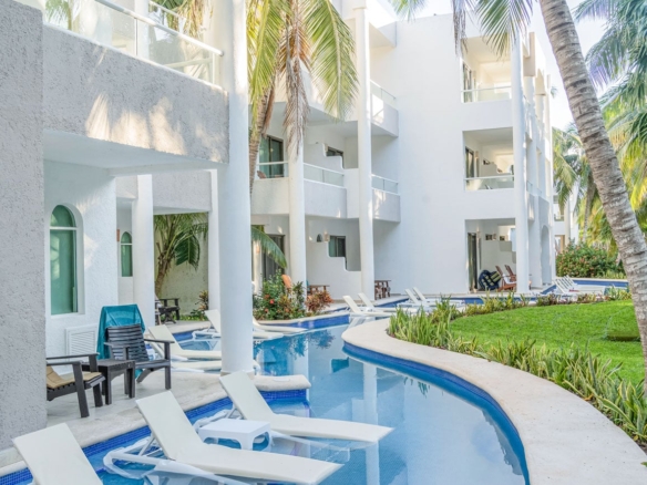 playa del carmen apartments